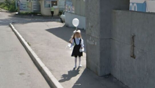 40+ Awkward And Unexpected Moments Captured On Google Street View